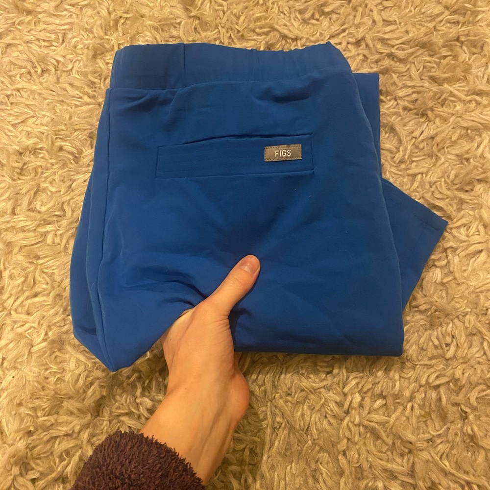 SMALL BLUE FIGS technical collection brand new